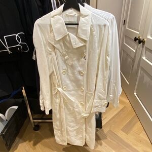 BRAND NEW TRENCH COAT